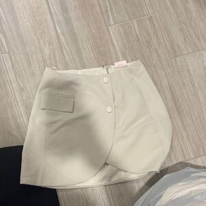 Showpo Cream Women's Skort